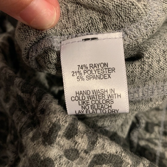 Gibsonlook Leopard Print Easy Jogger Pants XS NWT - Picture 5 of 6